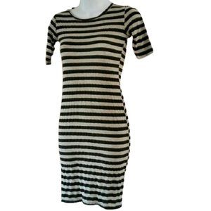 NWT LulaRoe Gray and Black Julia Dress XXS